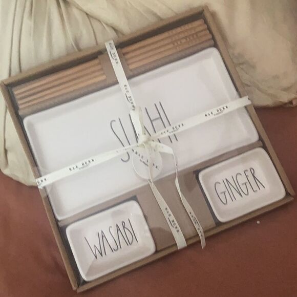 NWT! “Sushi 🍱 Dishes Set” by Rae Dunn - Picture 2 of 8